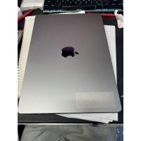 APPLE Laptop